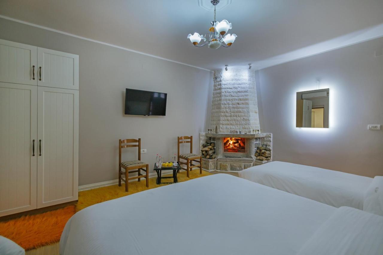 Lodge 1 *