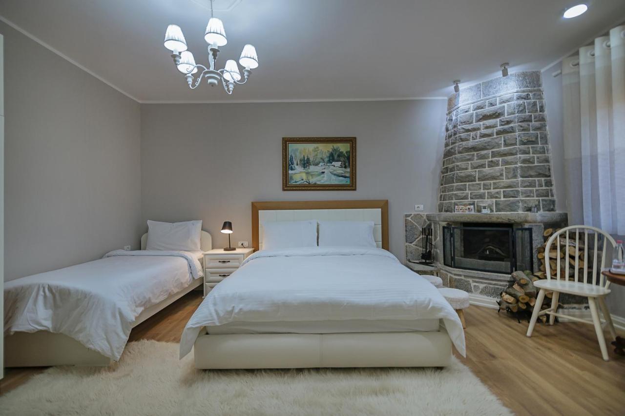 1 * Korce